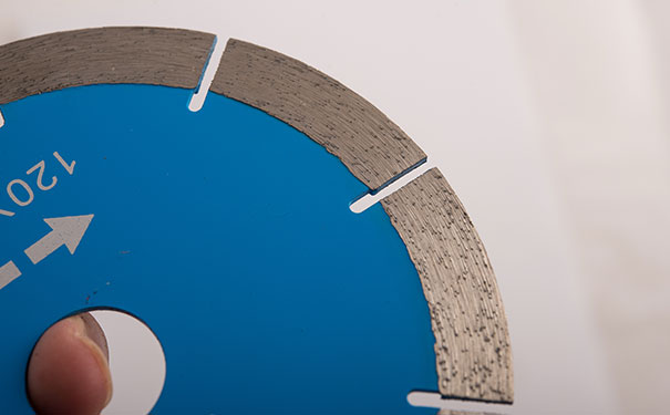 ?；u切割片