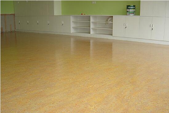 昌利金剛石鋸片批發(fā)家居石材地板的養(yǎng)護技巧