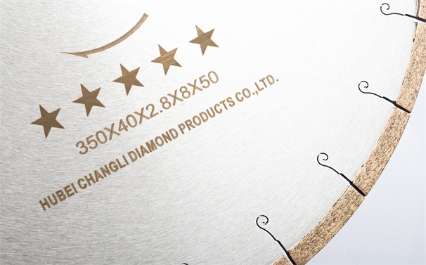 在安裝大理石切割片鋸機前你應(yīng)該準備什么？