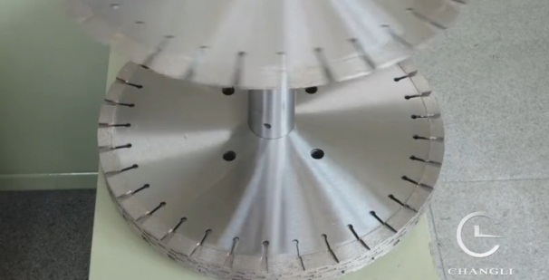 石材使用石材切割鋸片加工后，這些護(hù)理細(xì)節(jié)要注意！