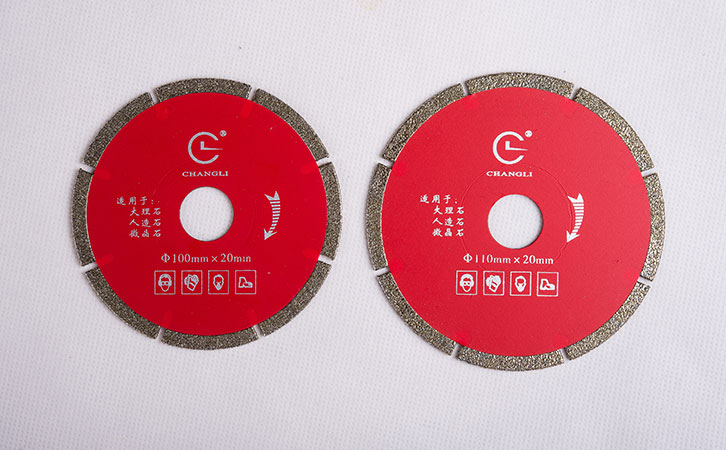 金剛石鋸片切割板的厚度不均勻,過度抖動等問題怎么辦？